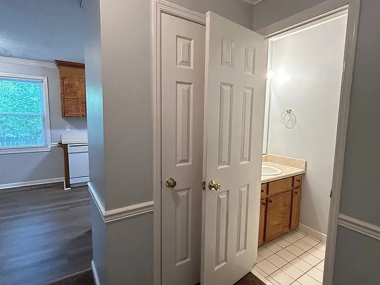 1 Crescent Ln #1 — Photo 31