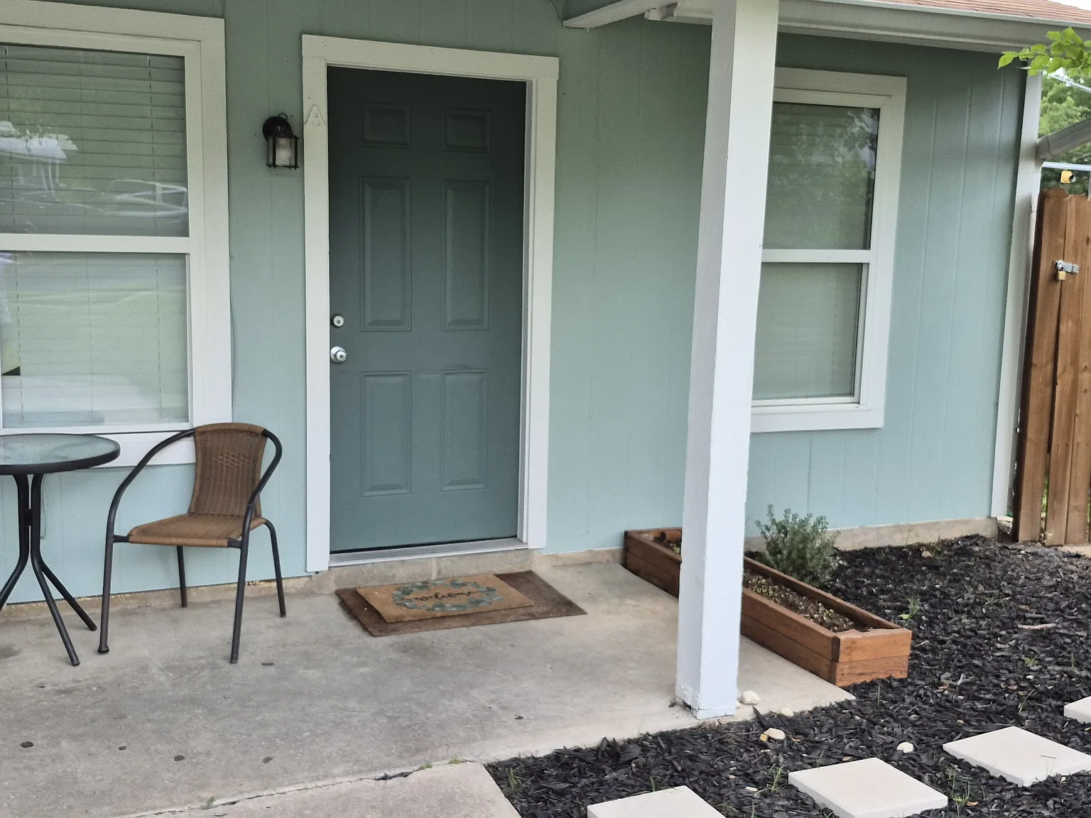 2 bed, 710 sqft, $1,395 — Photo 2