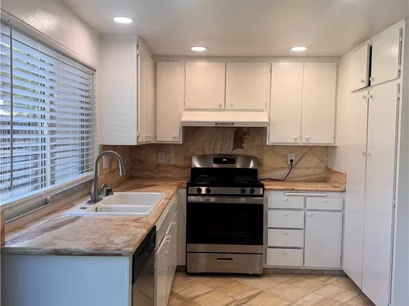 5206 Dover Dr, La Palma, CA 90623