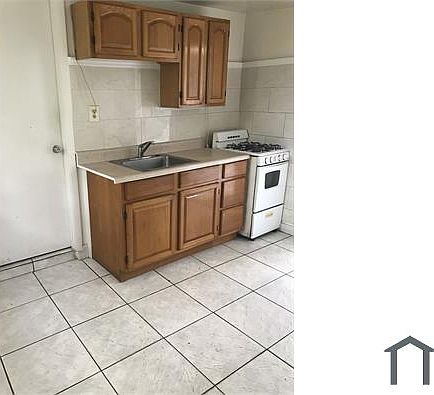 1st image of 101 NE 60th St #4