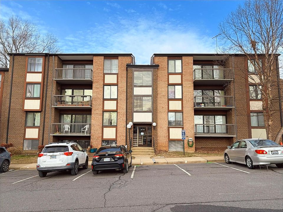 1st image of 9718 Kingsbridge Dr APT 101