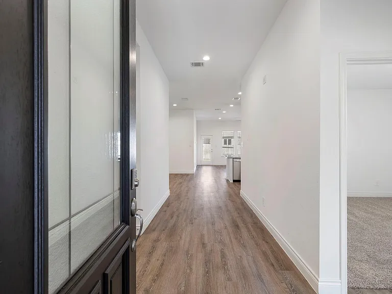 1144 Purple Orchid St — Photo 4