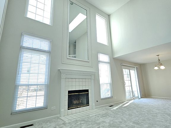 2nd image of 304 Hill St