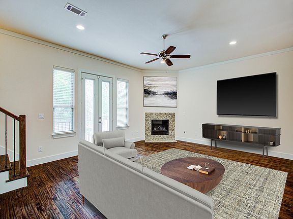 3rd image of 2900 Douglas Ave #14