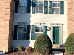 1234 Cobblestone Ln, Lancaster, PA 17601