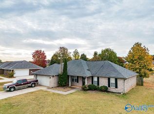 142 Laurel Oak Rd, Huntsville, AL 35811