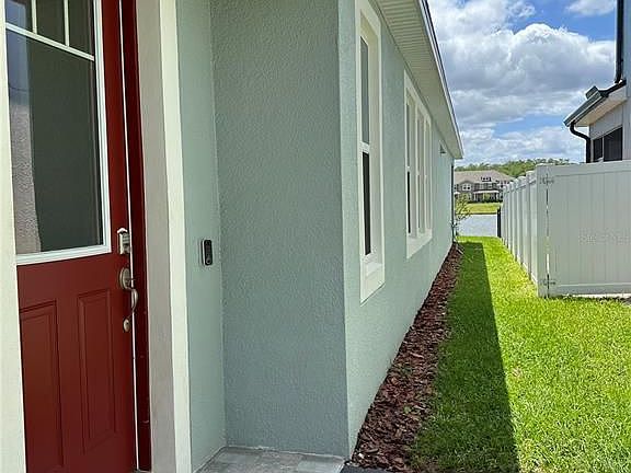 2nd image of 2458 Empress Dr