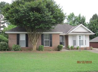 1773 Edinburgh St, Prattville, AL 36066
