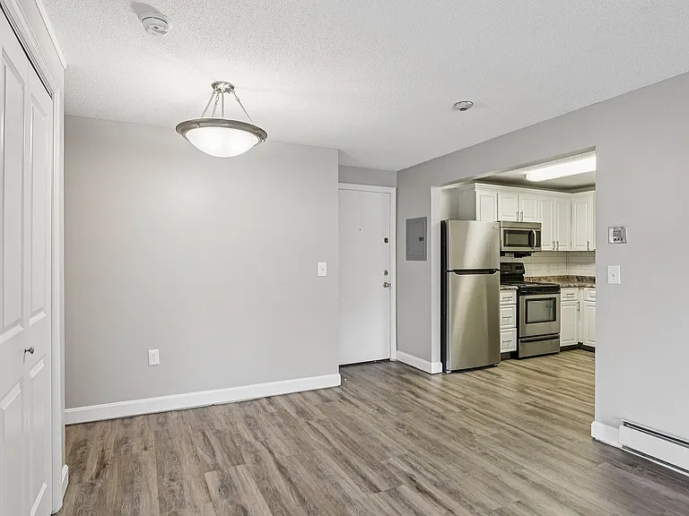 22-web-or-mls-135 Elm St 84-S0412-003