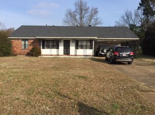 1612 W Holmes Rd, Memphis, TN 38109