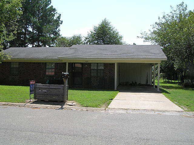 1st image of 909 Lelia St