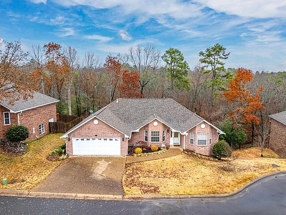 2nd image of 239 Southpark Pl