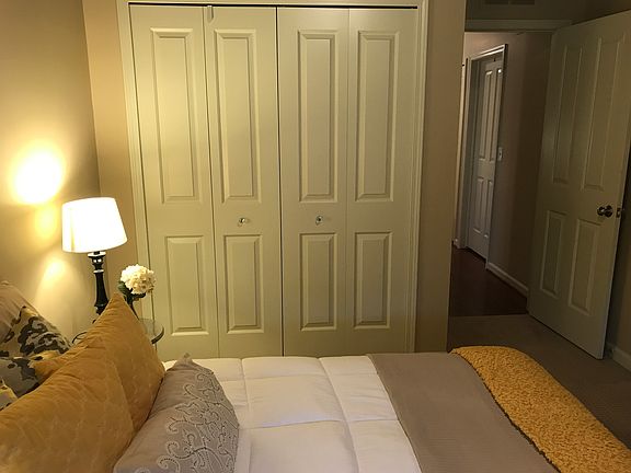 Guess room
