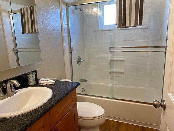 5th image of 1616 Queen Charlotte Dr #44axgpvex