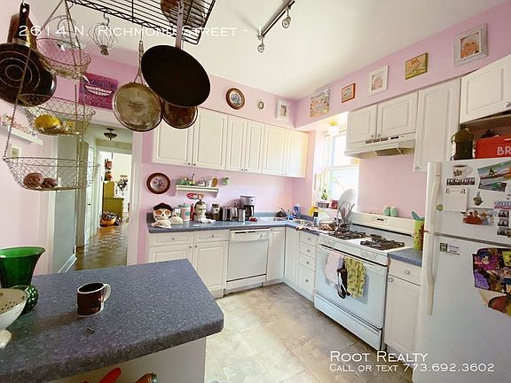 4th image of 2614 N Richmond St #1