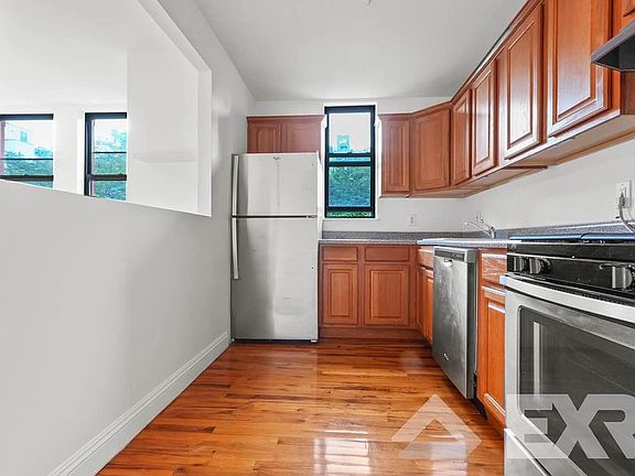 5th image of 260 Water St APT 4C