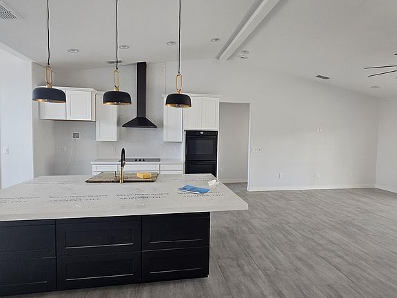 5th image of 3275 Hidden Valley Dr