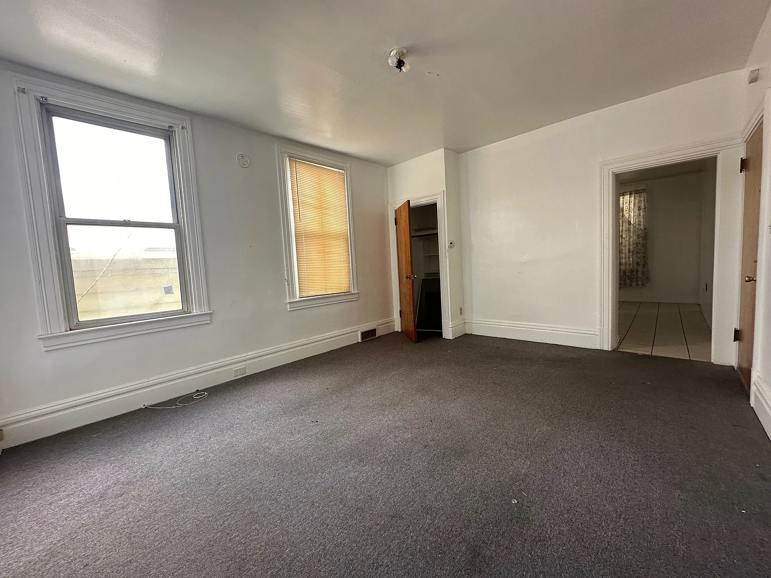 1 bed, $700 — Photo 3