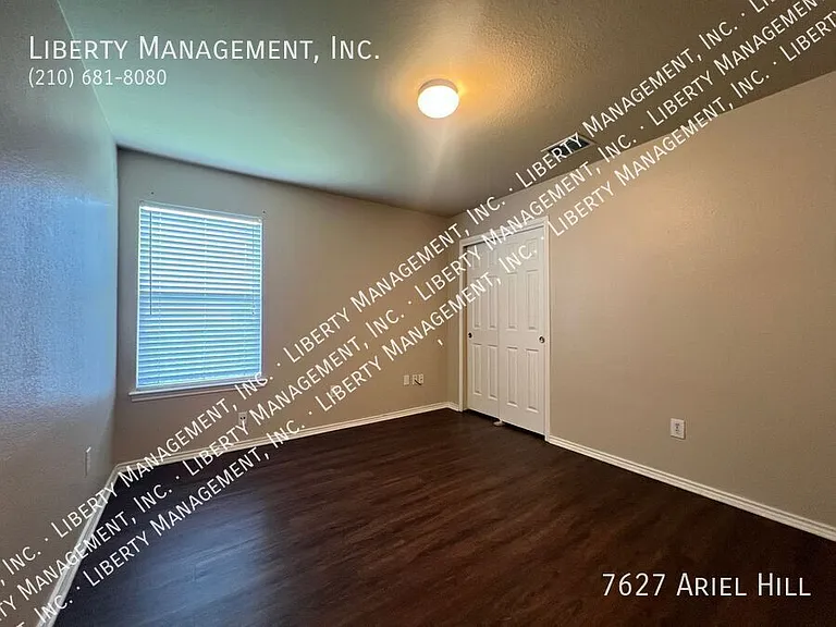 7627 Ariel Hl — Photo 12