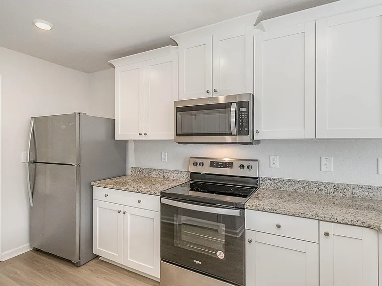 106 Long Green Way — Photo 3