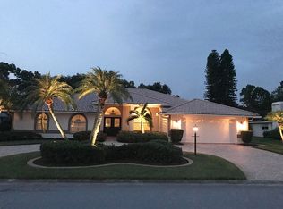 5644 Country Lakes Dr, Sarasota, FL 34243