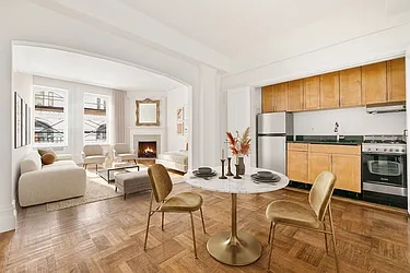 284 Fifth Avenue, #6C