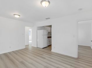830 Colden, Los Angeles, CA 90044