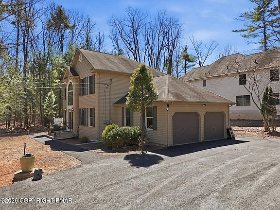 4th image of 413 President Harrison Pl
