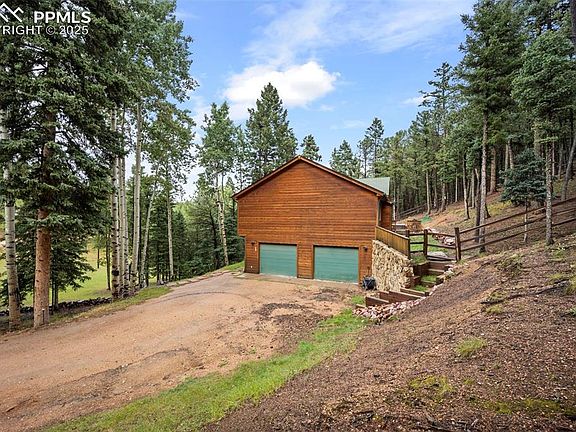 5th image of 256 Winding Valley Dr
