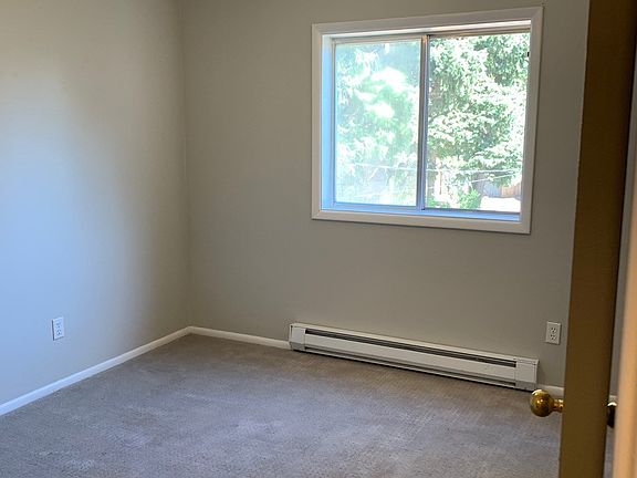 5th image of 259 S Water Ave