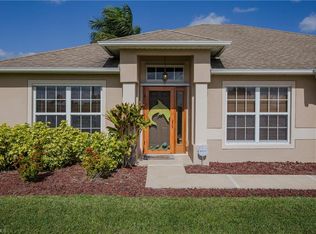1233 NW 19th Ter, Cape Coral, FL 33993