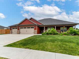 14850 Larry Ln, Hallsville, MO 65255