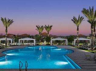 2448 W Maximo Way, Phoenix, AZ 85085