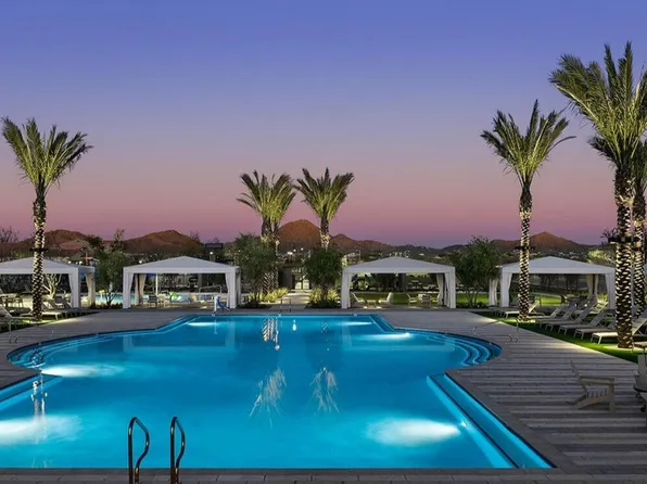 2448 W Maximo Way, Phoenix, AZ 85085