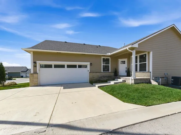 331 N 127th St E #402, Wichita, KS 67206