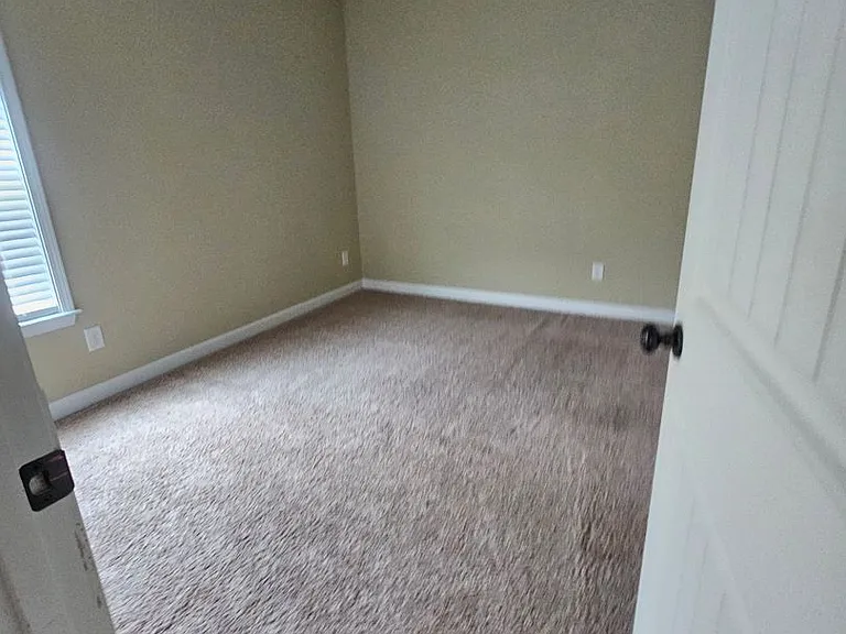204 Twilight Dr — Photo 16