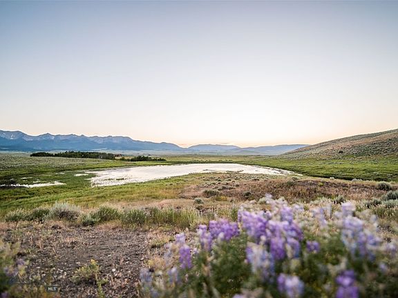 5th image of 2249 Seitz Rd E