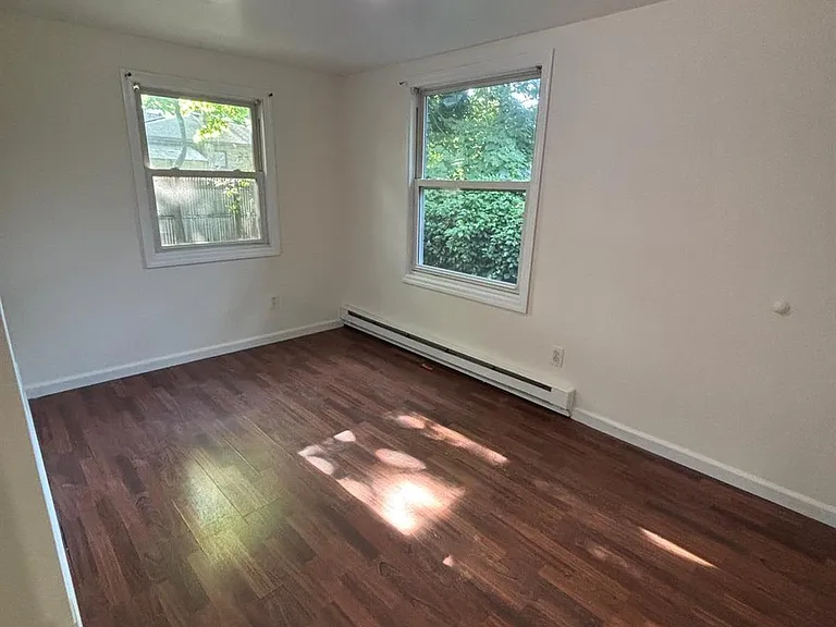141 Huguenot Dr — Photo 7