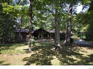 3 Greenview Dr, Defiance, MO 63341
