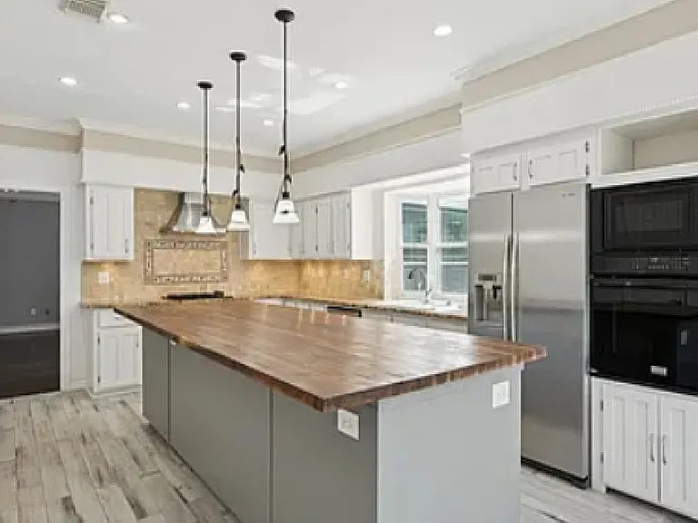 1818 Hillgreen Dr — Photo 22