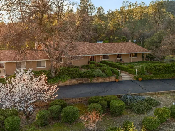 15624 Ranchland Dr, Redding, CA 96001