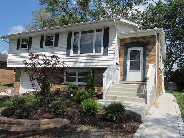 16419 Harold St photo 1
