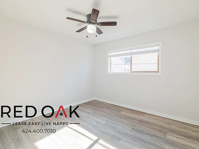 4324 Walnut St #18 — Photo 3