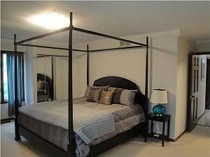 5th image of 3359 Mansion Way