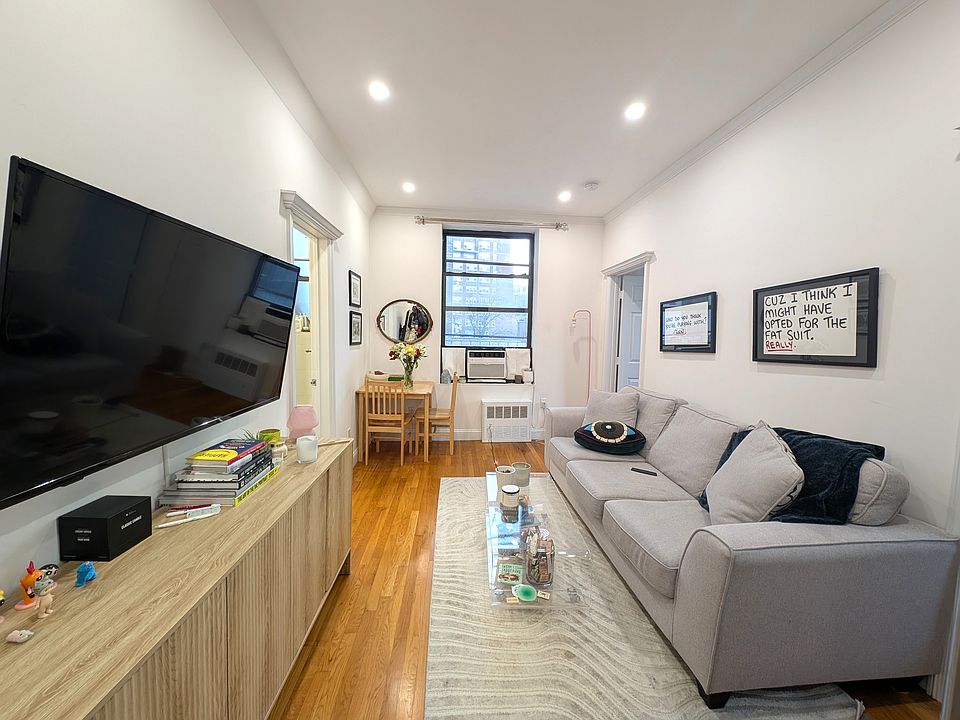 1st image of 120 Sullivan St APT 4B