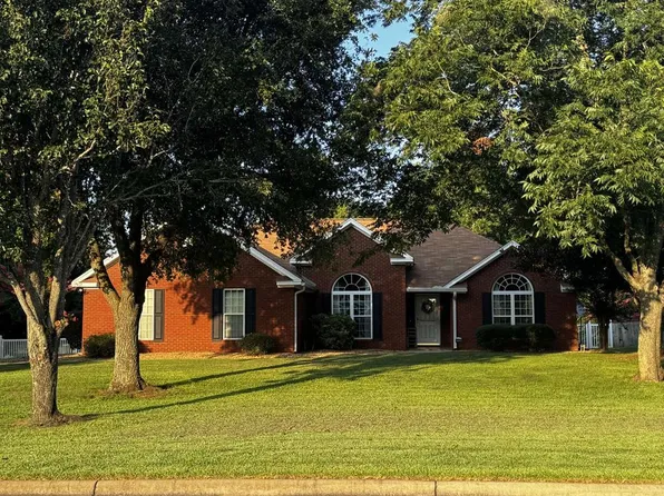 234 Ambleside Dr, Leesburg, GA 31763