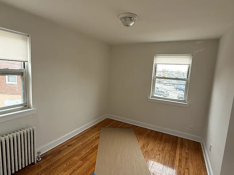 67-13 Cloverdale Blvd #7 — Photo 4