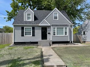 1020 E 29th St, Davenport, IA