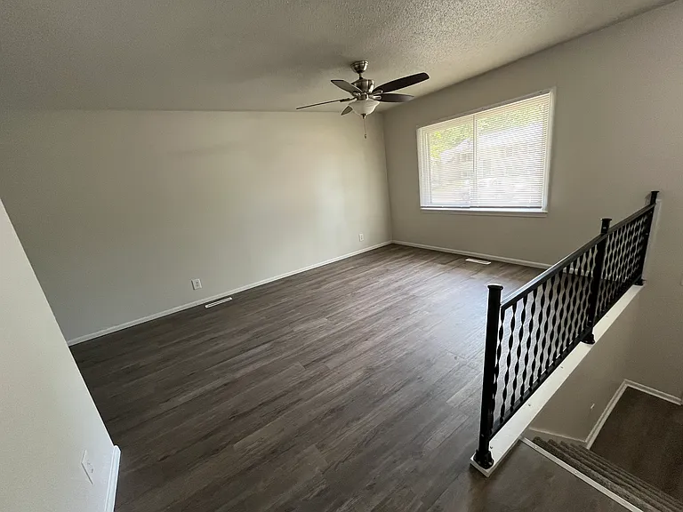 24 Regal Ln — Photo 9