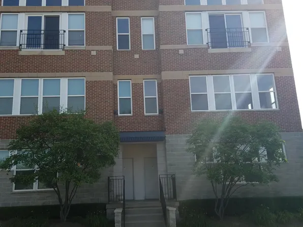 64 Clinton St, Mount Clemens, MI 48043